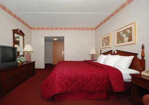 фото отеля Comfort Inn West Mechanicsburg