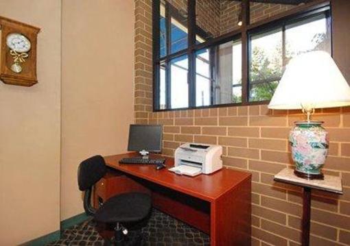 фото отеля Comfort Inn West Mechanicsburg