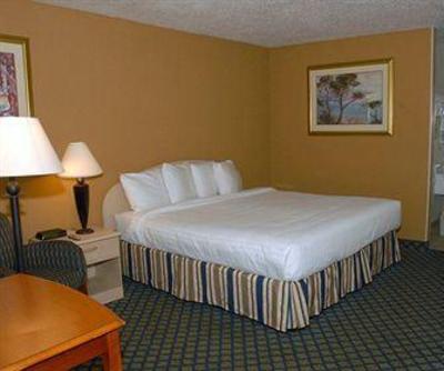 фото отеля Hotel Oaks Gainesville