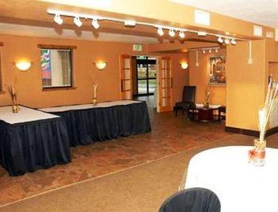 фото отеля Hotel Oaks Gainesville