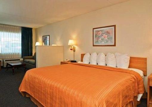 фото отеля Econo Lodge Inn and Suites Bentonville