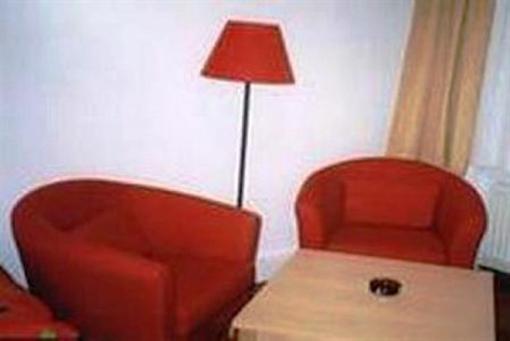 фото отеля Appartement Pension 700m Zum Ring Vienna