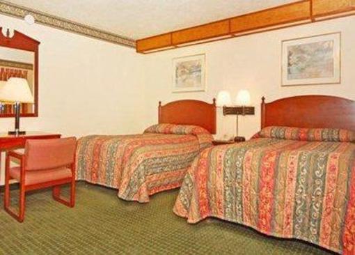 фото отеля Econo Lodge Convention Center