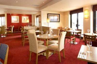 фото отеля Premier Inn Cambridge