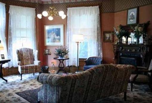 фото отеля Grand Victorian Bed and Breakfast Inn Bellaire