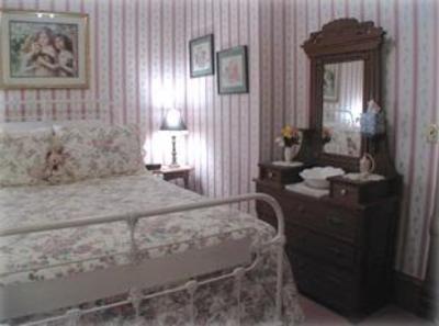 фото отеля Grand Victorian Bed and Breakfast Inn Bellaire