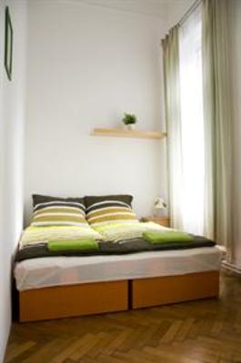 фото отеля Butterfly Hostel and Guesthouse