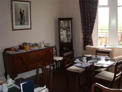 фото отеля Linksview Guest House Carnoustie