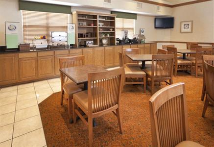 фото отеля Country Suites by Carlson - Chattanooga at Hamilton Place Mall