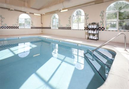 фото отеля Country Suites by Carlson - Chattanooga at Hamilton Place Mall