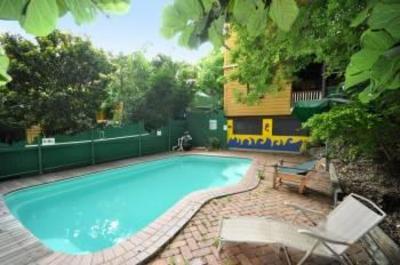 фото отеля Yellow Submarine Backpackers