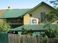 Yellow Submarine Backpackers
