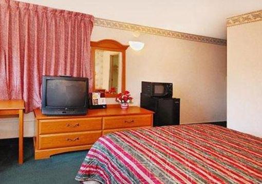 фото отеля Econo Lodge University Syracuse (New York)