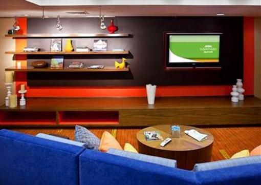 фото отеля Courtyard by Marriott Burlington