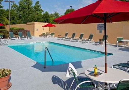фото отеля Courtyard by Marriott Burlington