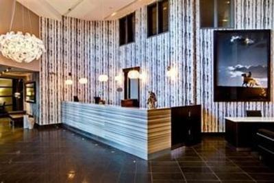 фото отеля Sandman Signature Hotel & Suites Edmonton South