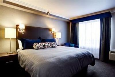 фото отеля Sandman Signature Hotel & Suites Edmonton South