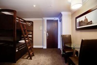 фото отеля Sandman Signature Hotel & Suites Edmonton South