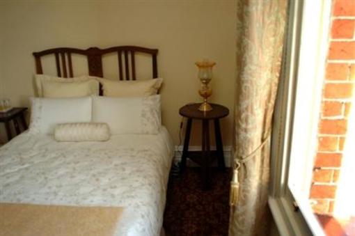 фото отеля Egremont Bed and Breakfast Launceston