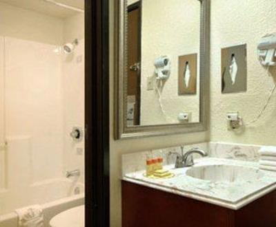 фото отеля Days Inn Austin Crossroads