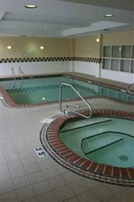 фото отеля Hilton Garden Inn Birmingham / Lakeshore Drive