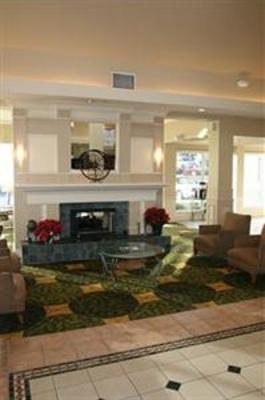 фото отеля Hilton Garden Inn Birmingham / Lakeshore Drive