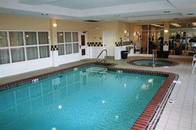 фото отеля Hilton Garden Inn Birmingham / Lakeshore Drive