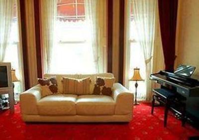 фото отеля Trelawney Hotel