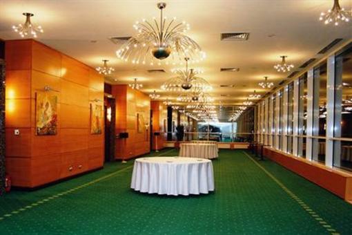 фото отеля Capitol Hotel Brasov