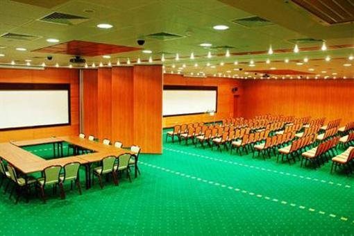 фото отеля Capitol Hotel Brasov