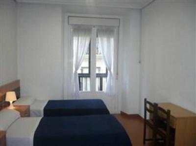 фото отеля Hostal Zamoran Madrid
