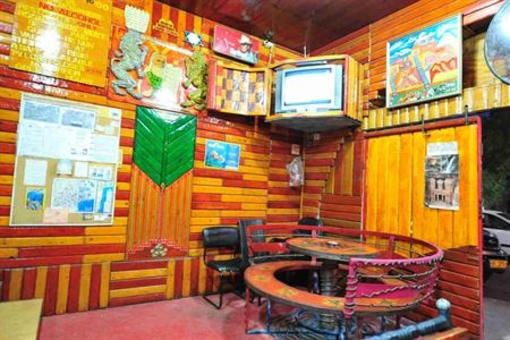 фото отеля Corinne Hostel