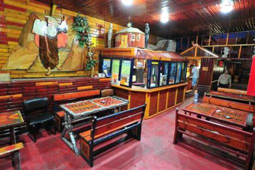 фото отеля Corinne Hostel