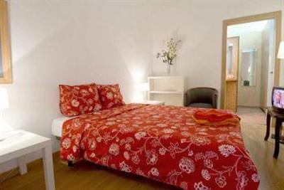фото отеля Apartament Muntaner Barcelona