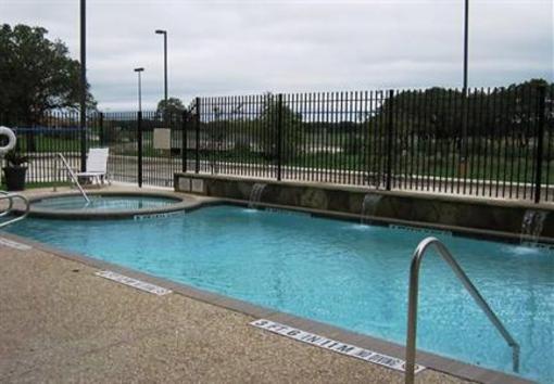 фото отеля Fairfield Inn & Suites San Antonio Boerne