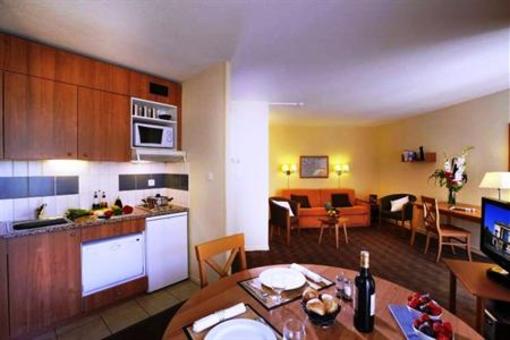 фото отеля Citadines Montpellier Antigone