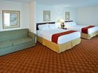 фото отеля Holiday Inn Express Hotel & Suites Shelbyville