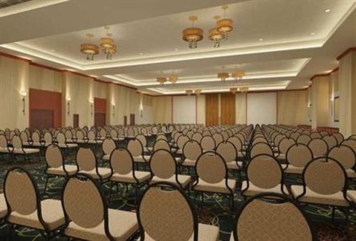 фото отеля Embassy Suites