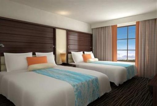 фото отеля Embassy Suites