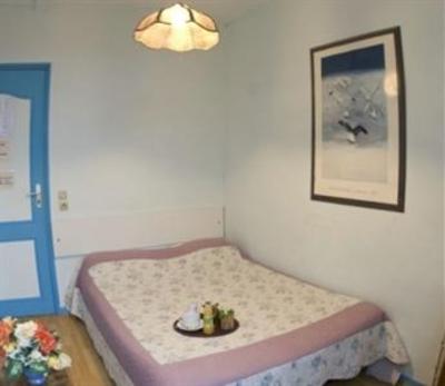фото отеля Hotel Le Parisien Mers-les-Bains
