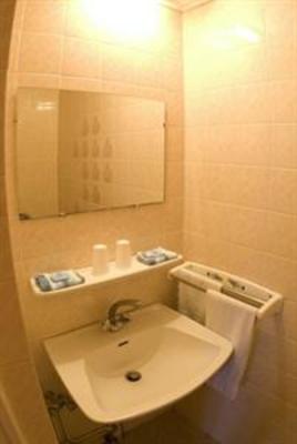 фото отеля Hotel Le Parisien Mers-les-Bains