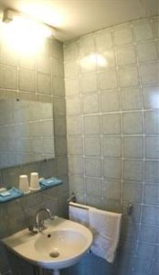 фото отеля Hotel Le Parisien Mers-les-Bains