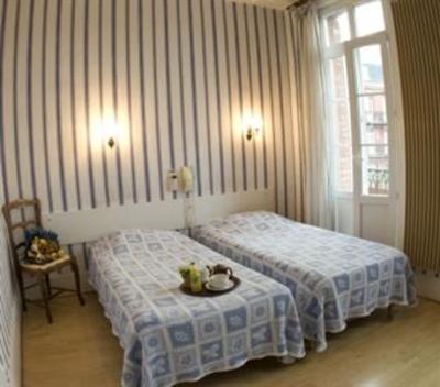 фото отеля Hotel Le Parisien Mers-les-Bains
