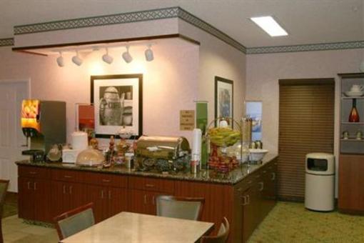 фото отеля Baymont Inn And Suites - Lewisville