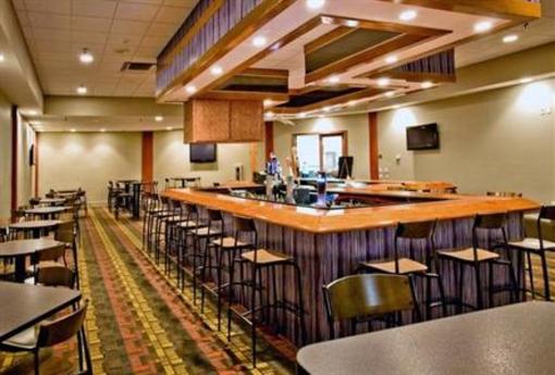 фото отеля Holiday Inn St Peterburg Airport Clearwater (Florida)