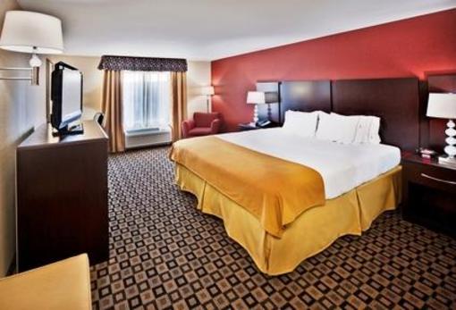 фото отеля Holiday Inn Express Hotel & Suites Crawfordsville