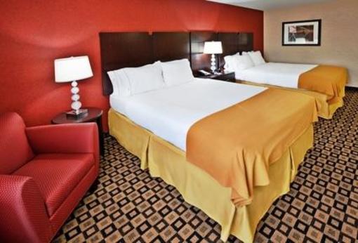 фото отеля Holiday Inn Express Hotel & Suites Crawfordsville
