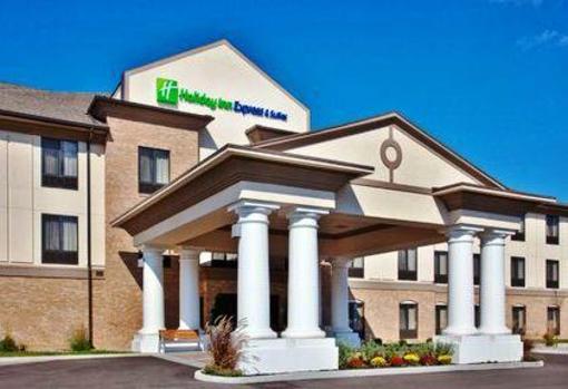 фото отеля Holiday Inn Express Hotel & Suites Crawfordsville