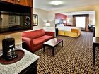 фото отеля Holiday Inn Express Hotel & Suites Crawfordsville