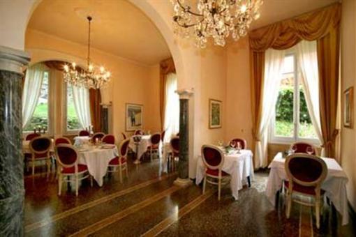 фото отеля Hotel Delle Rose Rapallo